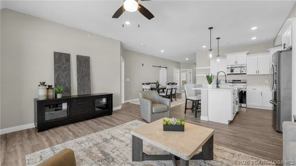 $400,000 | 104 Sierra Bay Drive, Unit 2D, Camdenton, MO 65020