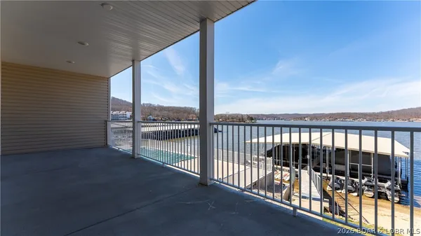 $400,000 | 104 Sierra Bay Drive, Unit 2D, Camdenton, MO 65020