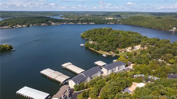 $400,000 | 104 Sierra Bay Drive, Unit 2D, Camdenton, MO 65020