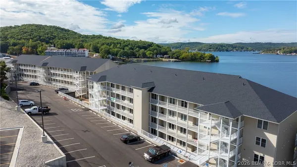 $400,000 | 104 Sierra Bay Drive, Unit 2D, Camdenton, MO 65020