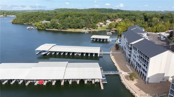 $400,000 | 104 Sierra Bay Drive, Unit 2D, Camdenton, MO 65020