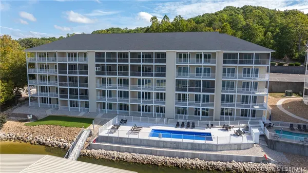 $400,000 | 104 Sierra Bay Drive, Unit 2D, Camdenton, MO 65020
