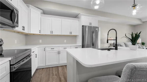 $400,000 | 104 Sierra Bay Drive, Unit 2D, Camdenton, MO 65020