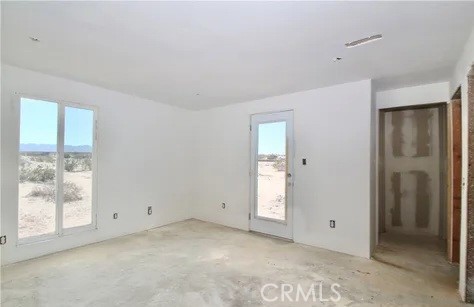 3232 Meldora Avenue Twentynine Palms, CA 92277 - Photo 4 of 7 bedroom 2 w/ensuite bath