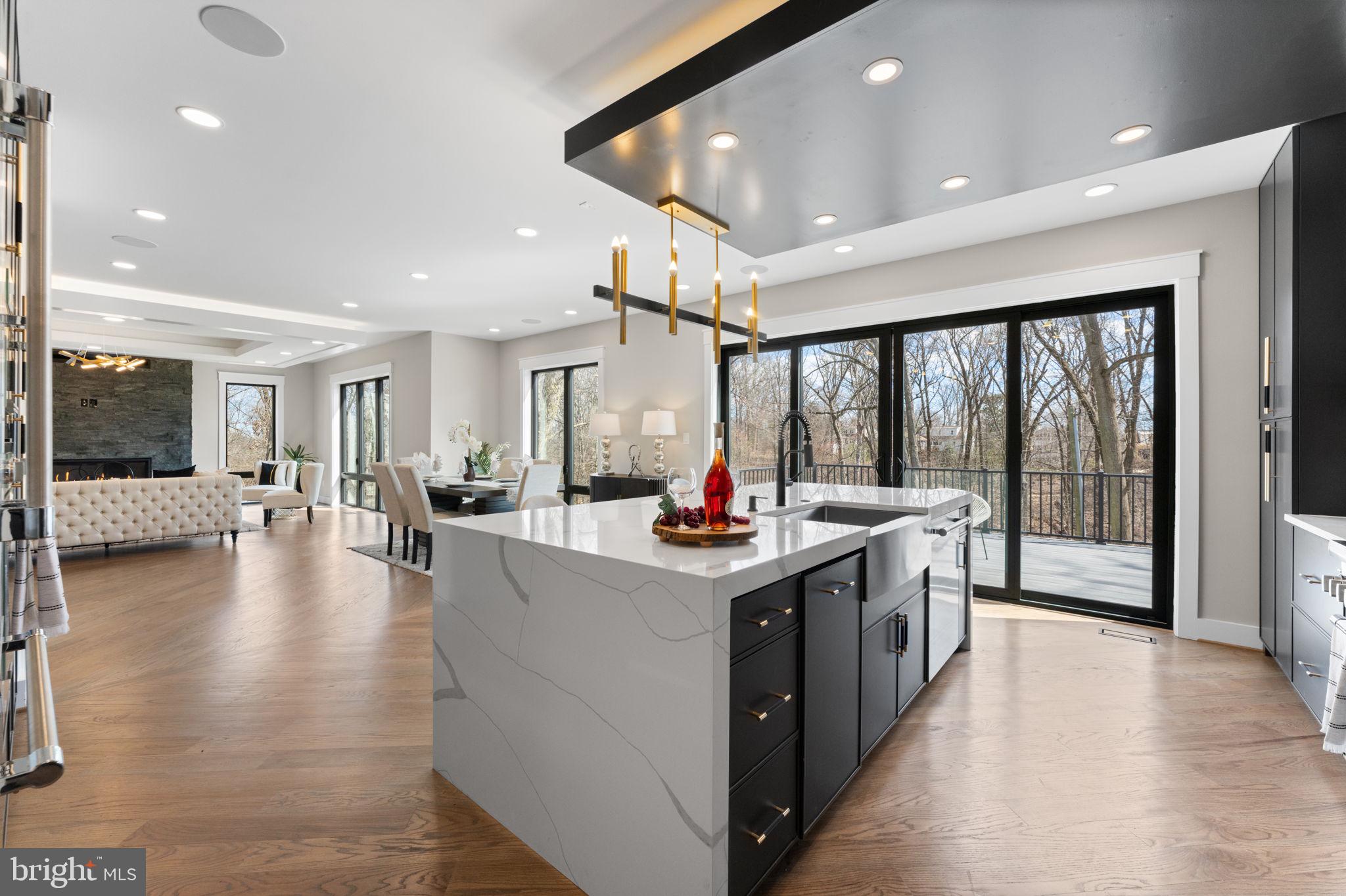 3113 Circle Hill Road Alexandria, VA 22305 - Photo 14 of 78 Sliding-glass doors to the private rear deck