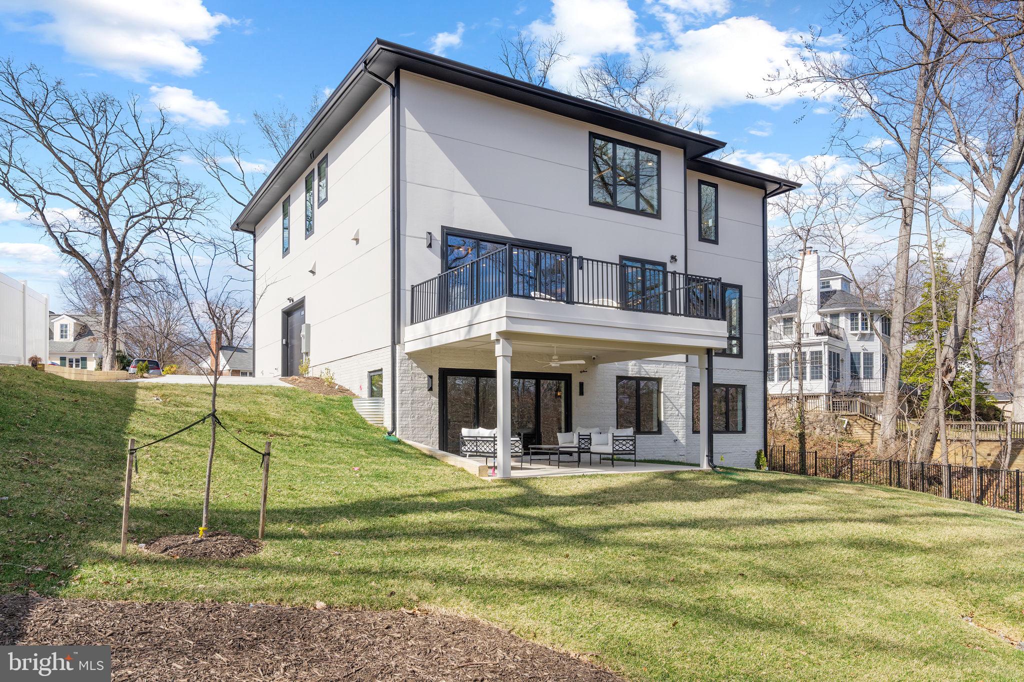 3113 Circle Hill Road Alexandria, VA 22305 - Photo 73 of 78 Haylen Designer Exterior Flood Lighting