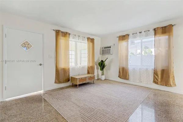 $2,800 | 616 Northwest 3rd Court, Hallandale Beach, FL 33009