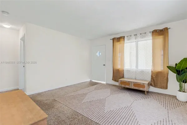 $2,800 | 616 Northwest 3rd Court, Hallandale Beach, FL 33009