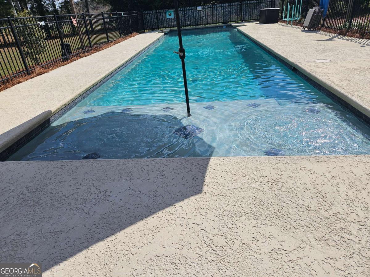 2001 Rutland Road, Unit 1 Tifton, GA 31793 - Photo 25 of 51 a view of a backyard