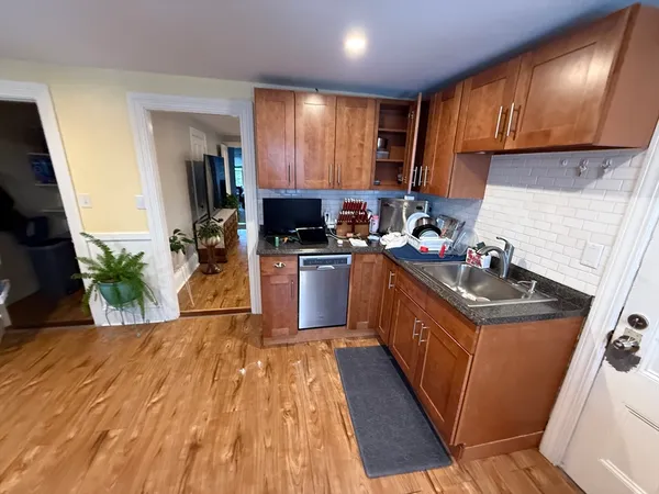 $2,600 | 12 French Avenue, Unit 3, Braintree, MA 02184