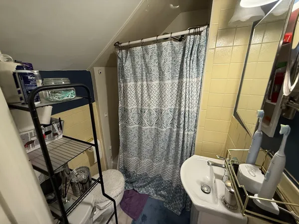 $2,600 | 12 French Avenue, Unit 3, Braintree, MA 02184