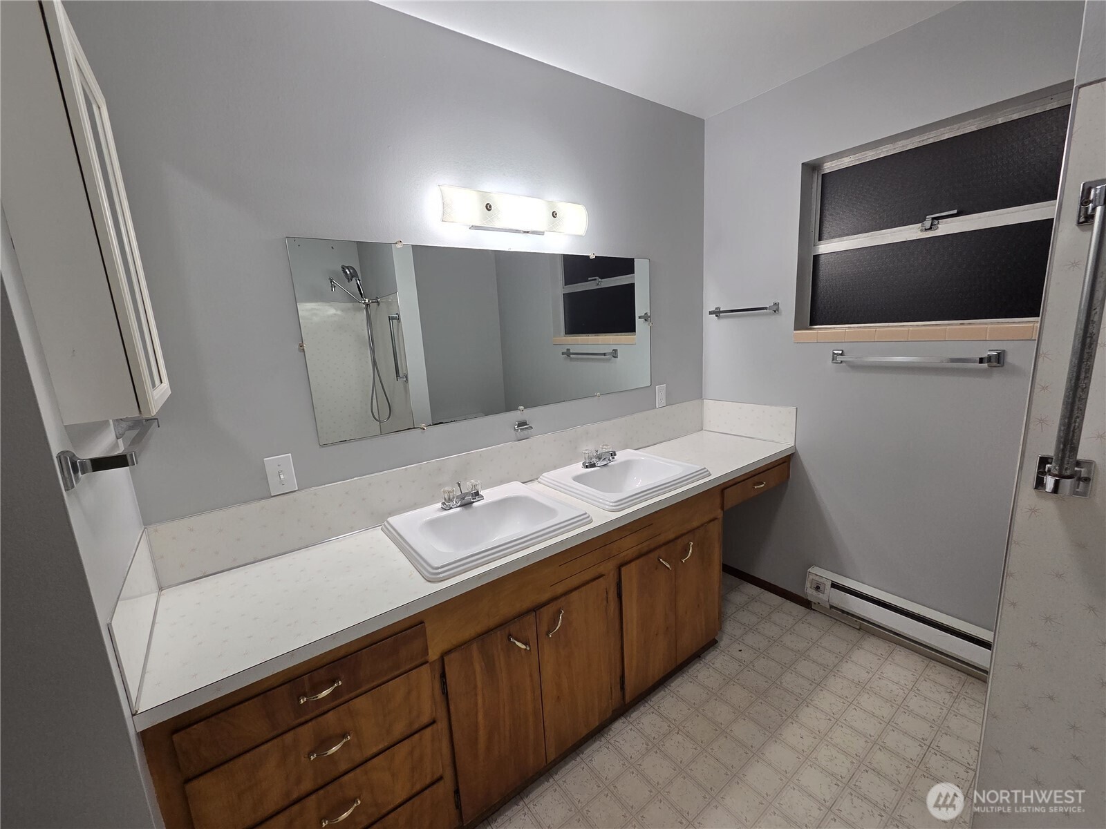 22221 45th Avenue Southeast Bothell, WA 98021 - Photo 11 of 21