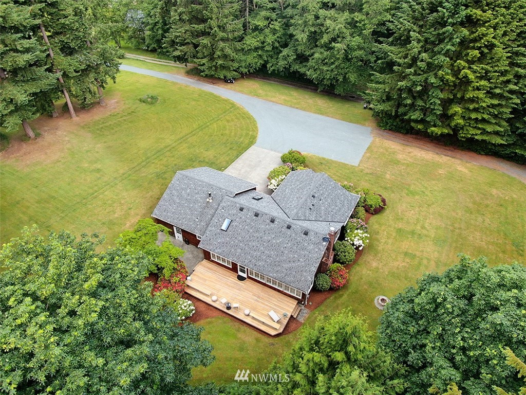 4288 Deer Lake Road Clinton, WA 98236 - Photo 35 of 38 Gallery Image 35