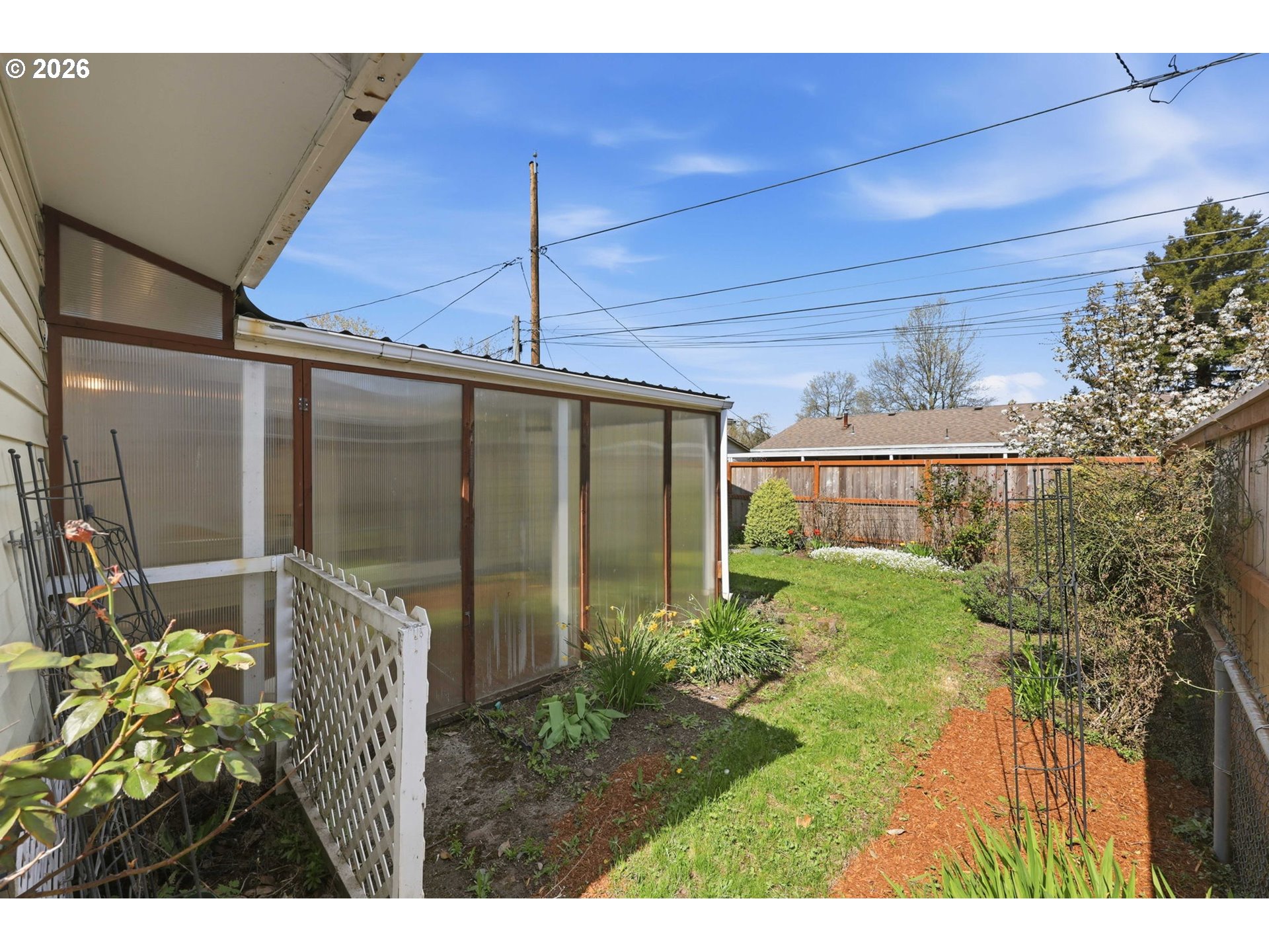 1383 Thompson Road Woodburn, OR 97071 - Photo 19 of 34 Gallery Image 19