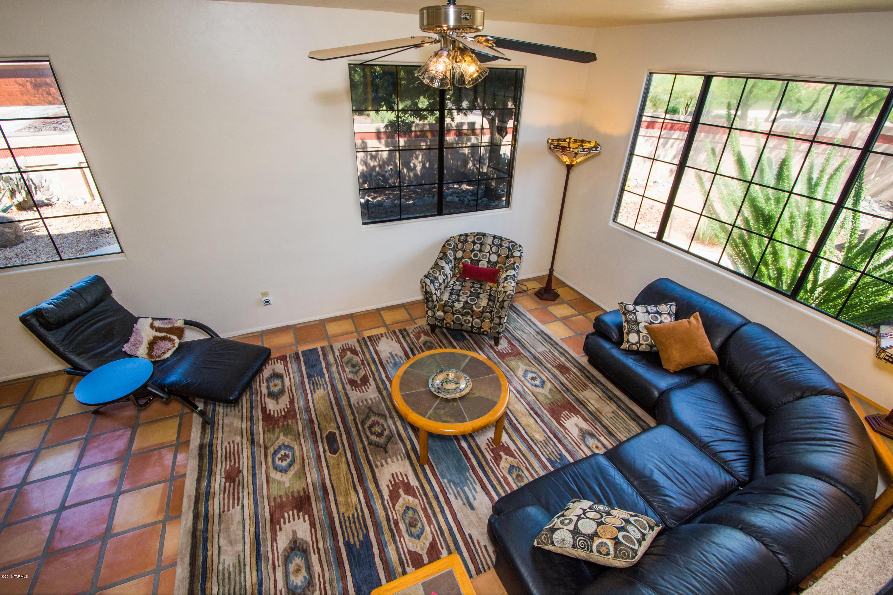 65 Blackstone Road Oro Valley, AZ 85755 - Photo 10 of 48