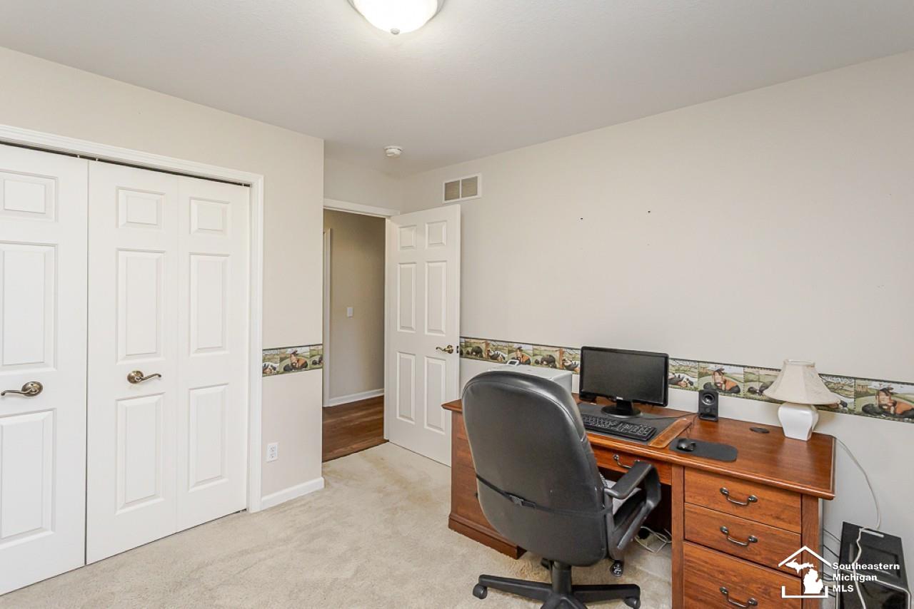 1897 Allan Street Adrian, MI 49221 - Photo 20 of 32