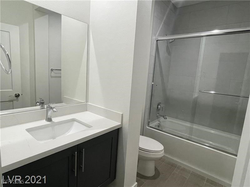 6632 Rashelda Court Las Vegas, NV 89130 - Photo 26 of 27 Bathroom 3