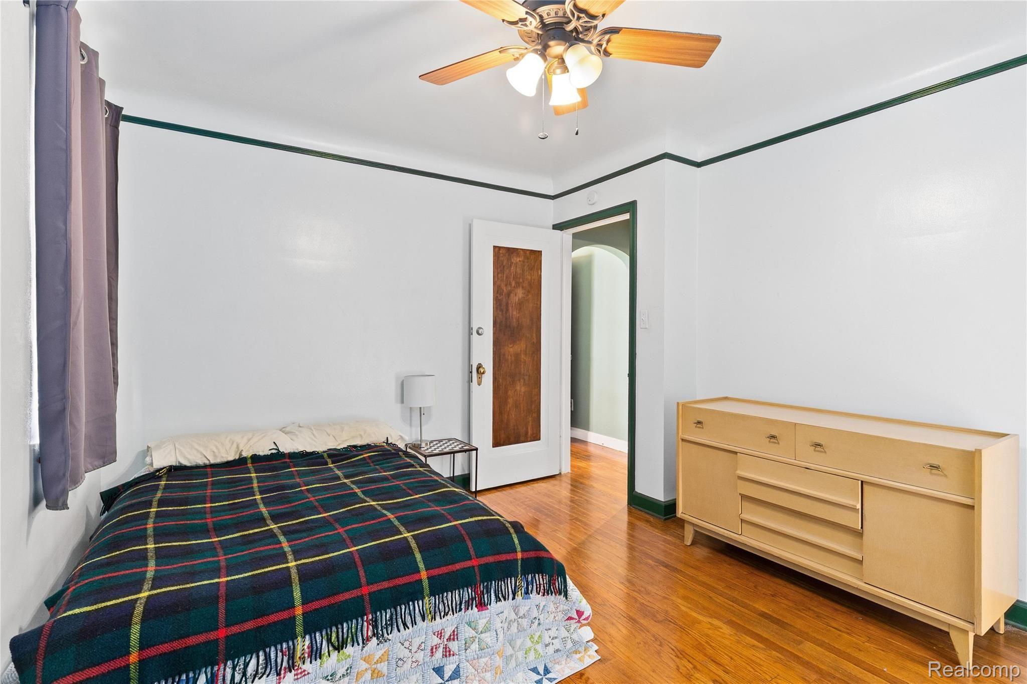 4359 Harvard Road Detroit, MI 48224 - Photo 20 of 32 First Floor Bedroom