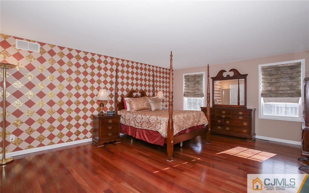 67 Spring Street Edison, NJ 08820 - Photo 7 of 14 Gallery Image 7