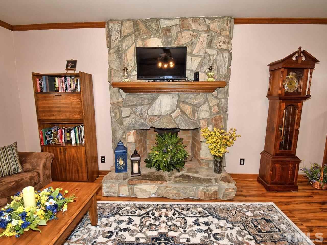 449 Bridgers Road Kenly, NC 27542 - Photo 5 of 30 Gallery Image 5