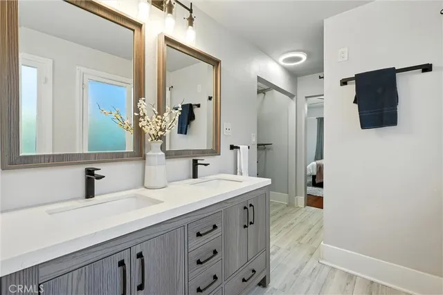 $1,148,999 | 222 Kennebec Avenue, Long Beach, CA 90803