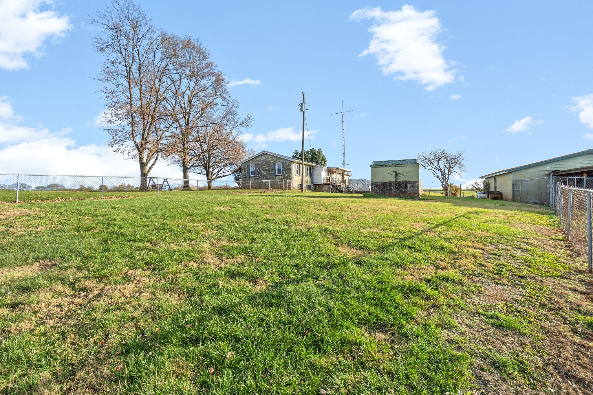 3430 Locust Grove Road Hopkinsville, KY 42240 - Photo 39 of 40 Gallery Image 39