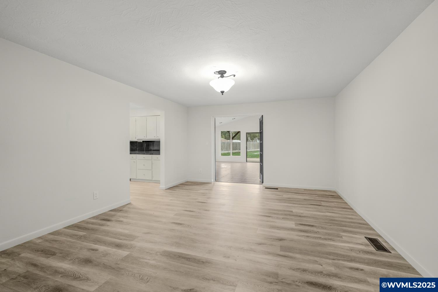 4160 Cordon Road Northeast Salem, OR 97305 - Photo 8 of 43