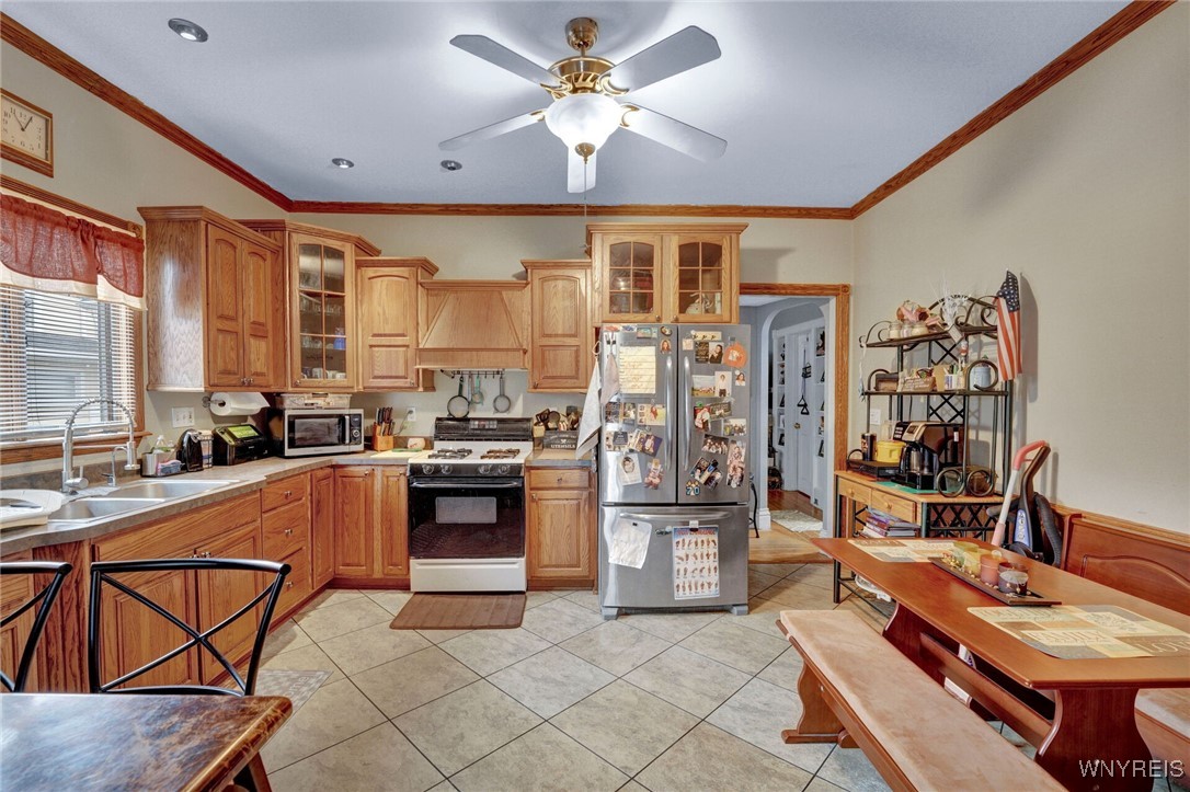 159 South Transit Street Lockport City, NY 14094 - Photo 9 of 34