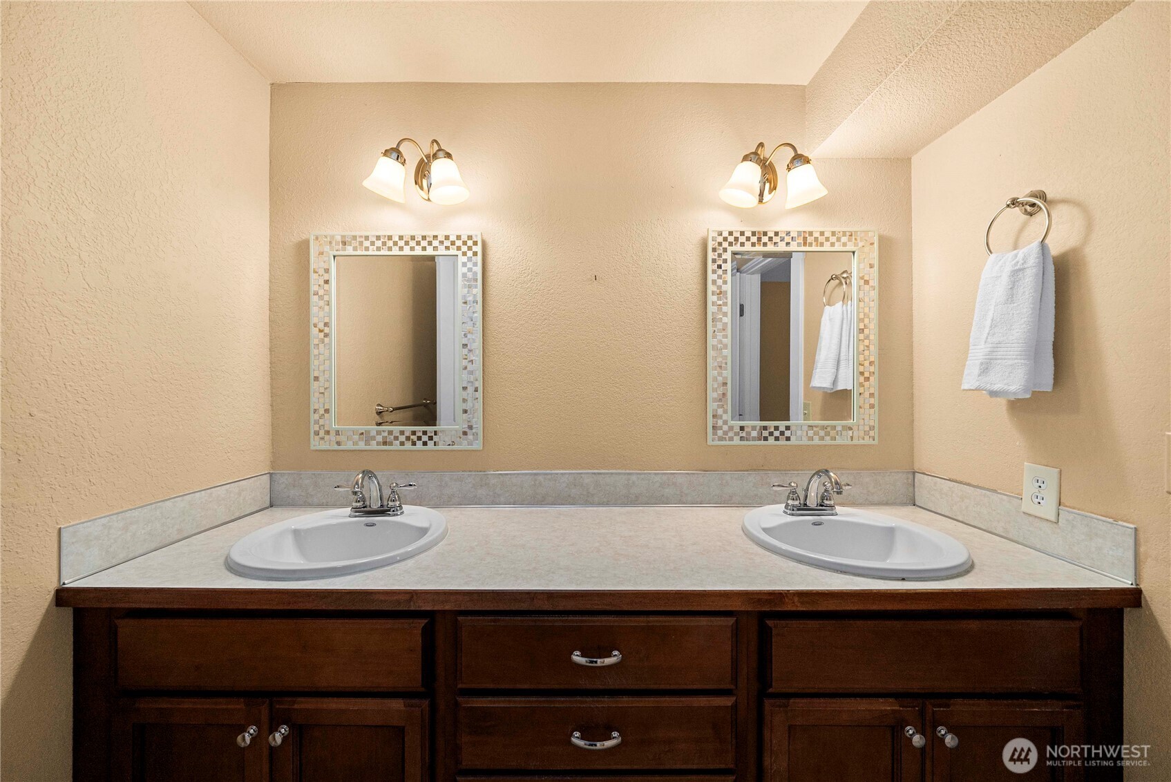 1330 Boise Street Fircrest, WA 98466 - Photo 18 of 37