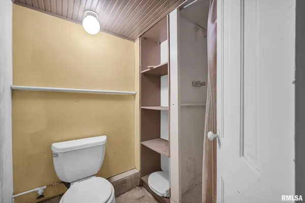 $140,000 | 655 North Cherry Street, Galesburg, IL 61401