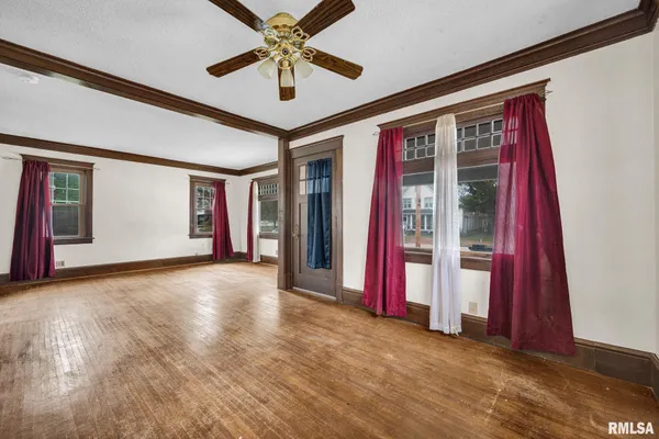 $140,000 | 655 North Cherry Street, Galesburg, IL 61401