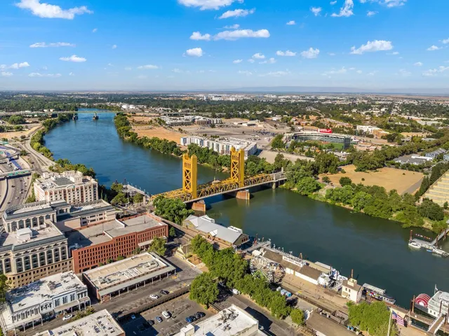 $1,295,000 | 500 J Street, Unit 1504, Sacramento, CA 95814