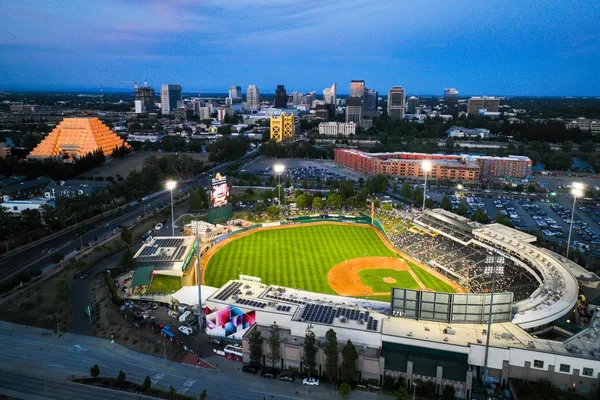 $1,295,000 | 500 J Street, Unit 1504, Sacramento, CA 95814