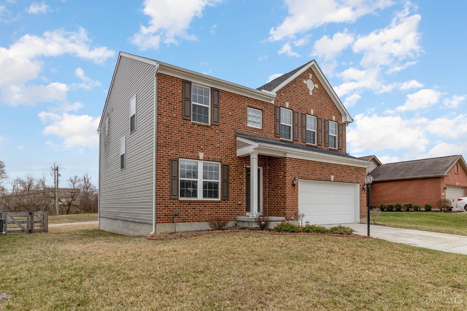 5124 River Ridge Lane Hamilton, OH 45011 - Photo 2 of 33 Gallery Image 2
