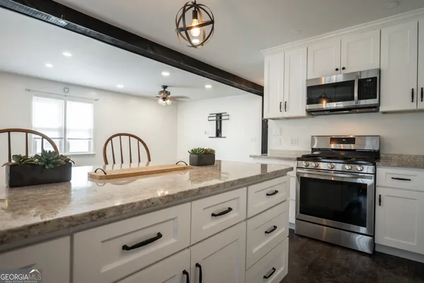 $510,000 | 110 Lakeview Drive, Winterville, GA 30683