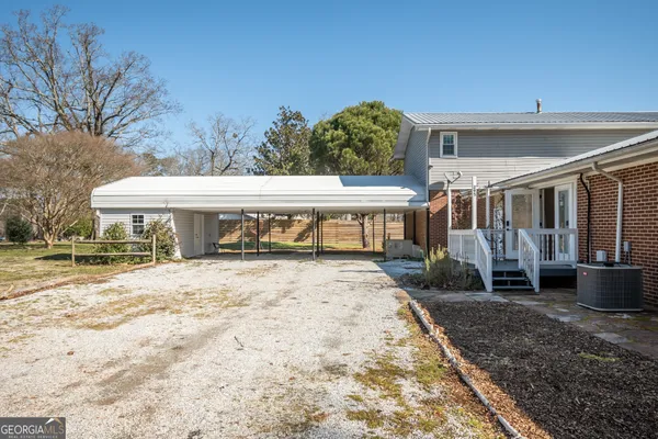 $589,000 | 110 Lakeview Drive, Winterville, GA 30683