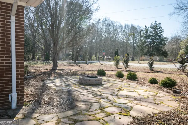 $510,000 | 110 Lakeview Drive, Winterville, GA 30683