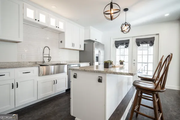 $510,000 | 110 Lakeview Drive, Winterville, GA 30683