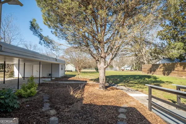 $589,000 | 110 Lakeview Drive, Winterville, GA 30683