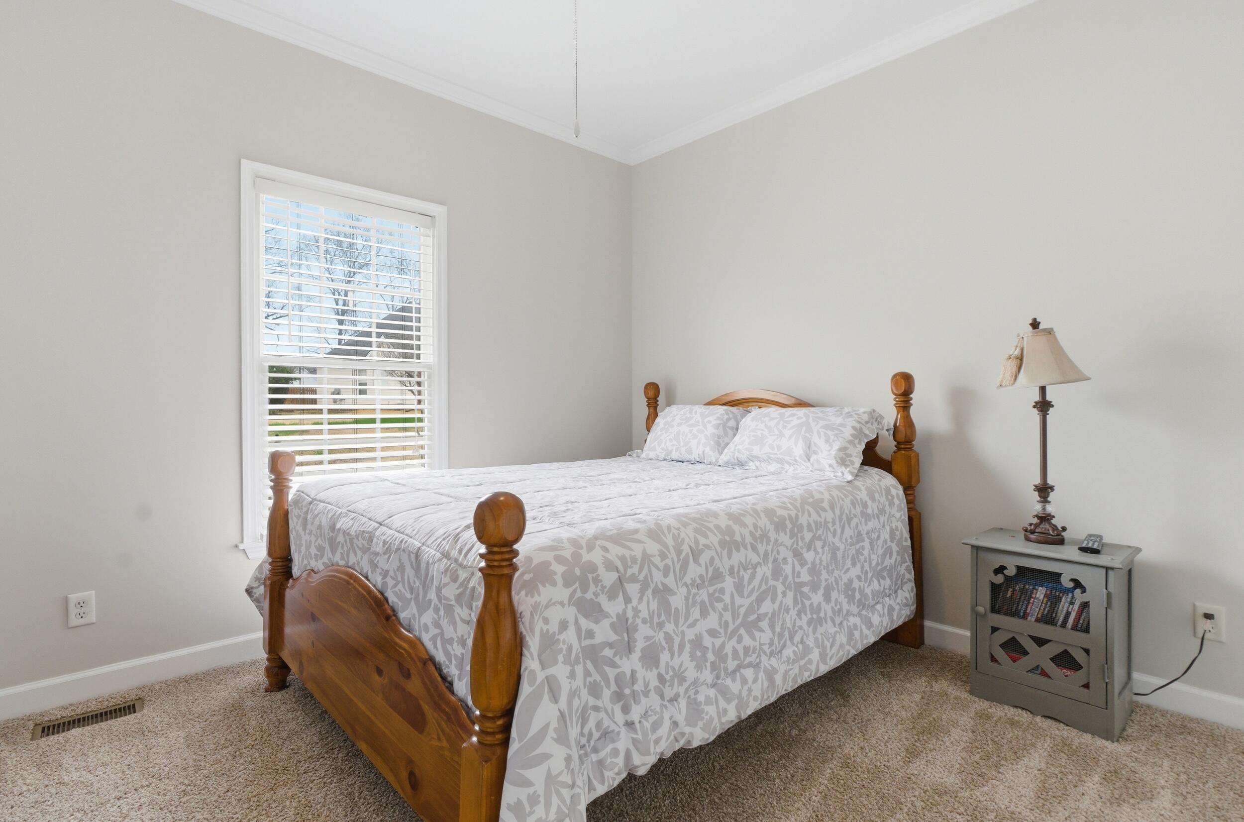 3200 Stage Run Hixson, TN 37343 - Photo 16 of 28 Front Bedroom