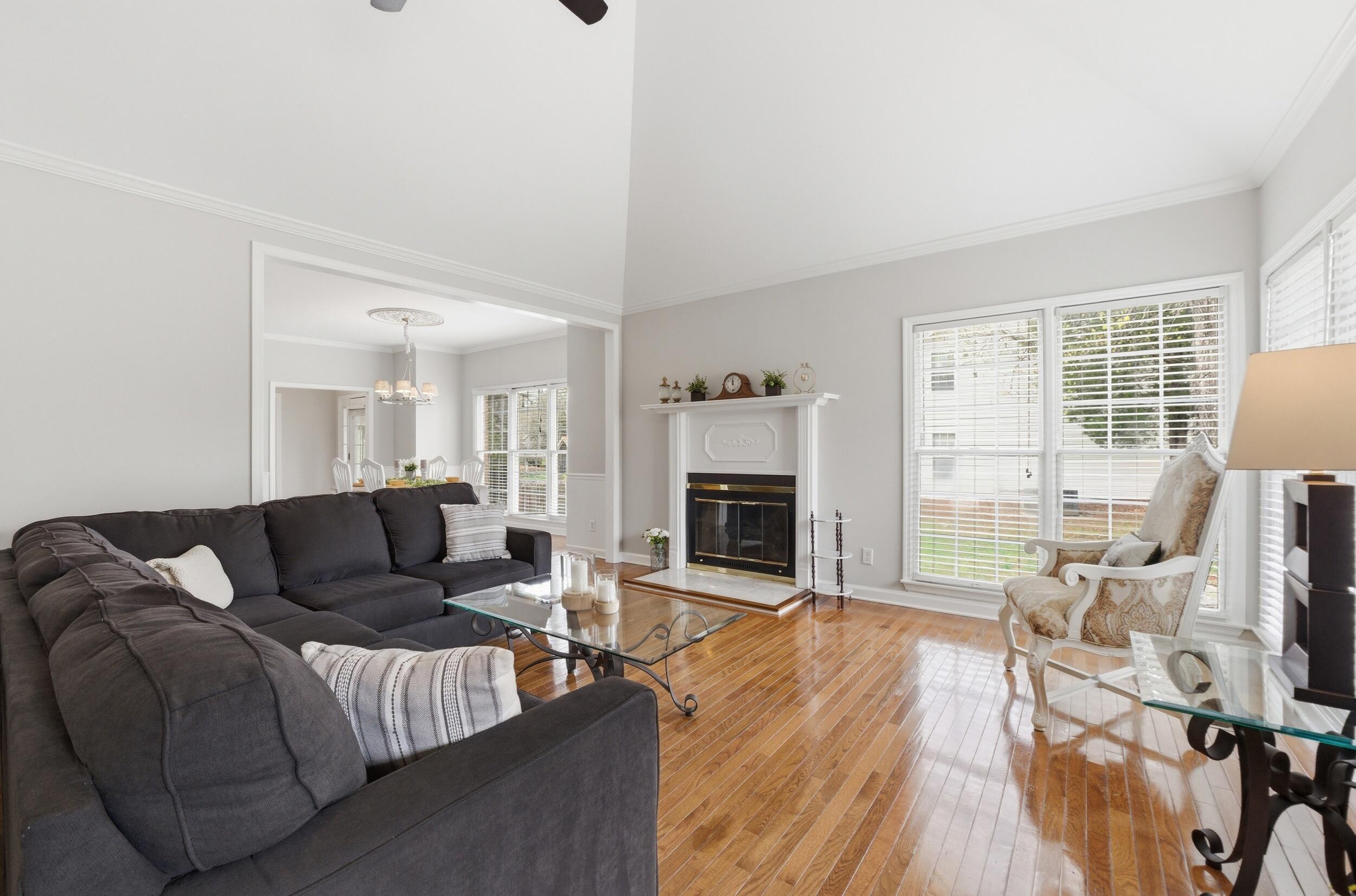 3200 Stage Run Hixson, TN 37343 - Photo 5 of 28 Open Living Room