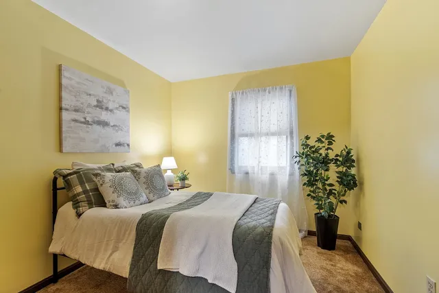 $635,000 | 9 Cardinal Road, Windham, NH 03087