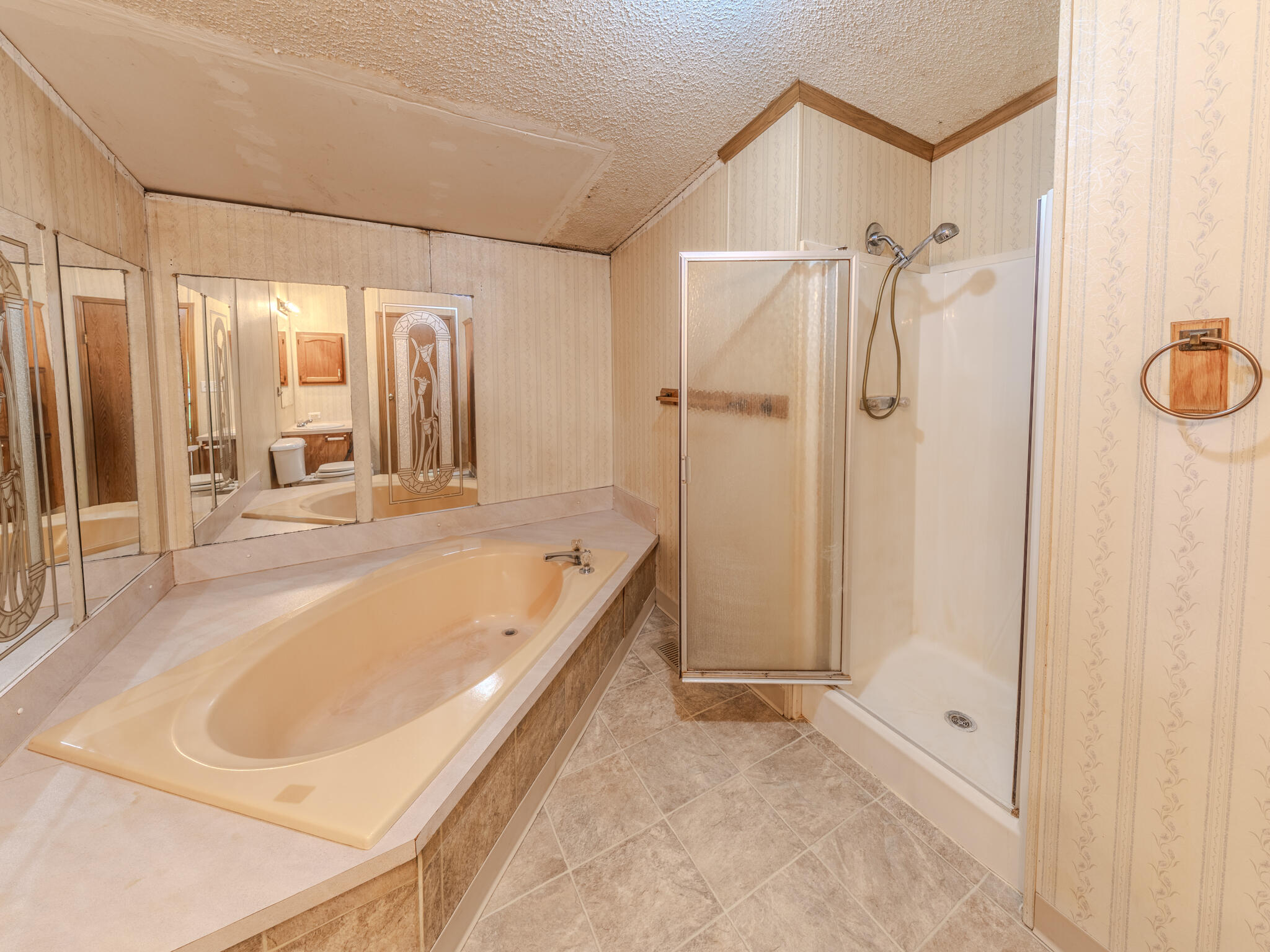 10848 Edgewood Drive Demotte, IN 46310 - Photo 13 of 17 2048x1536