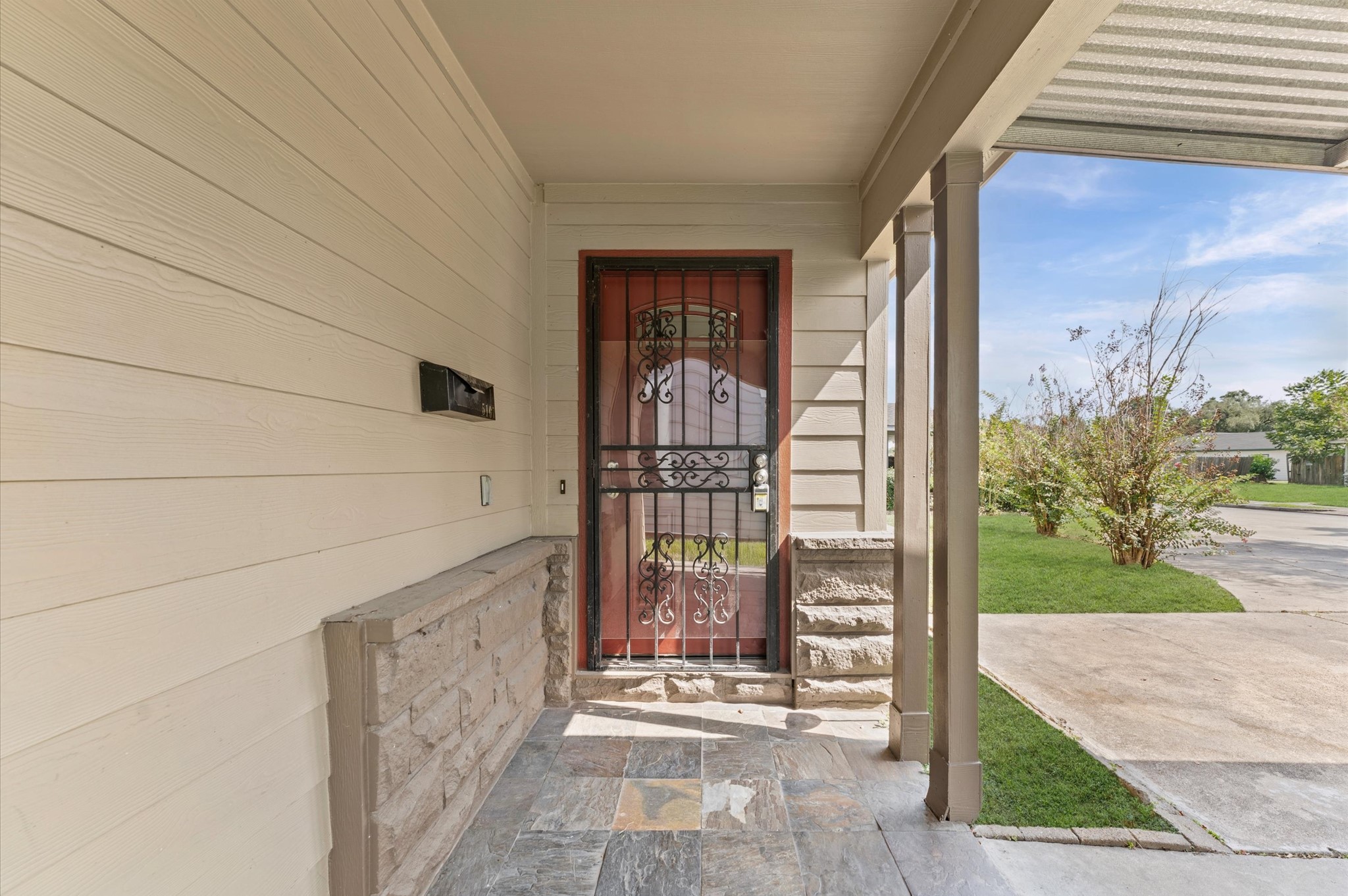 5107 Gren Street Houston, TX 77021 - Photo 2 of 26 a view of entryway with a wooden door