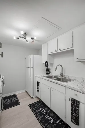 $2,000 | 4343 Lebanon Pike, Hermitage, TN 37076