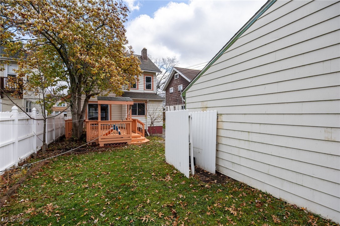 3368 Berea Road Cleveland, OH 44111 - Photo 24 of 26 Fenced backyard featuring a wooden deck