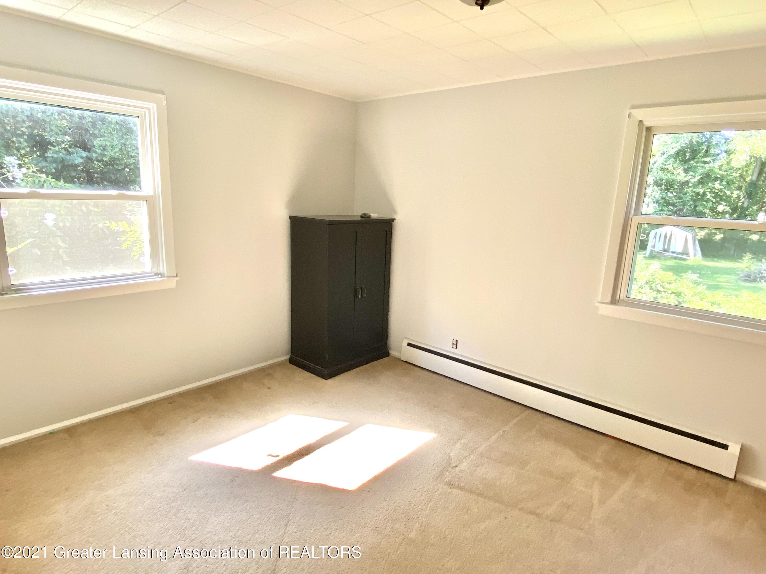 16074 Brook Road Lansing, MI 48906 - Photo 22 of 40 Bedroom 2