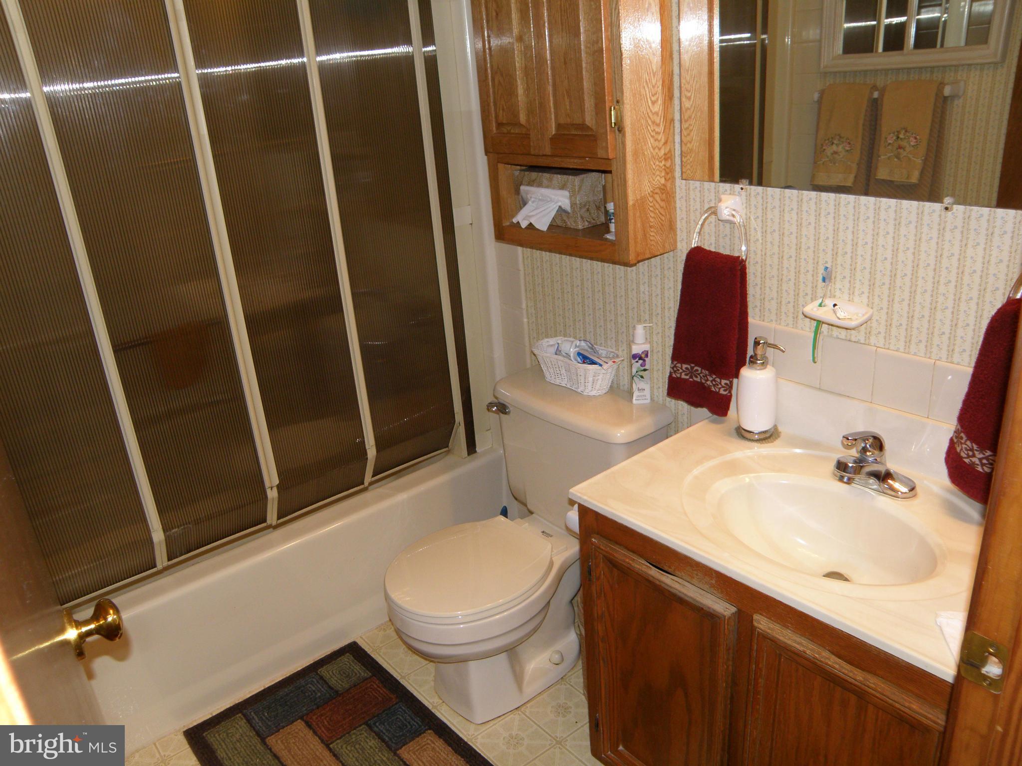 2960 Valley View Road Annapolis, MD 21401 - Photo 11 of 30 Bath