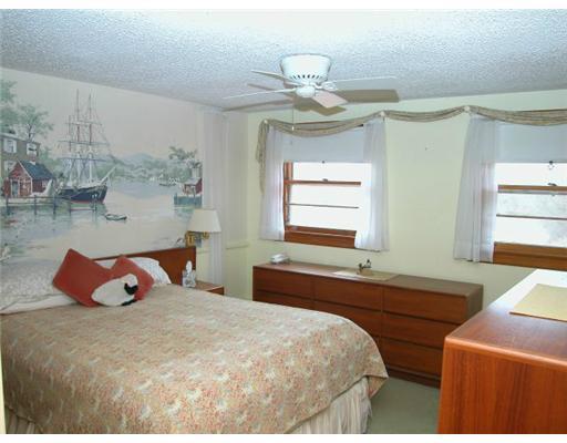 31 Beech Ridge Road York, ME 03909 - Photo 12 of 20 Bedroom.
