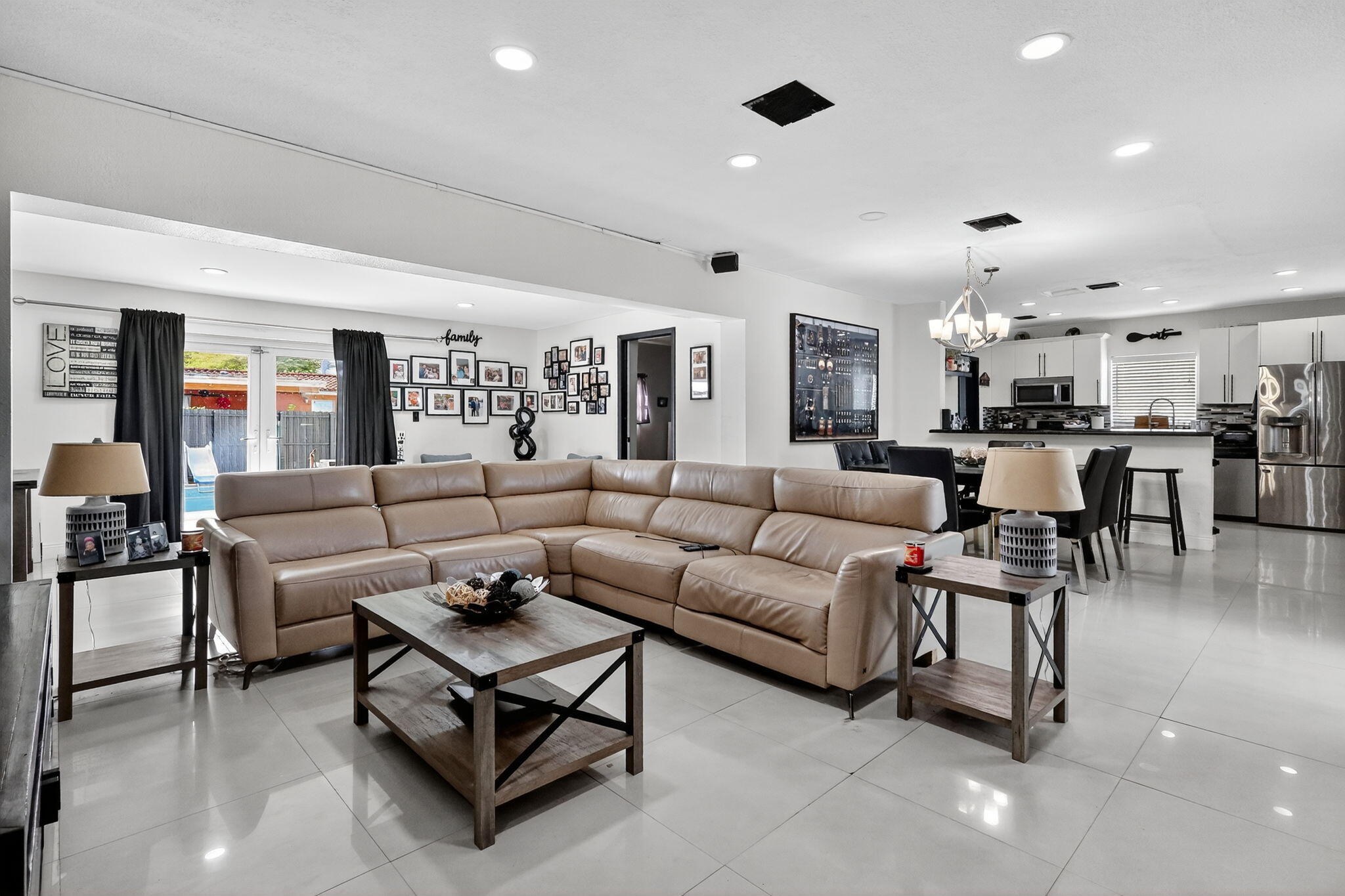 6120 Northwest 110th Terrace Hialeah, FL 33012 - Photo 17 of 64 4-web-or-mls-8H3A1620
